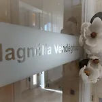 Magnolia Vendeghaz * 维拉尼