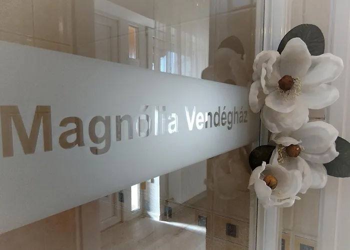 Magnolia Vendeghaz * Villány